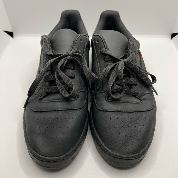 Adidas Calabasas Sneakers - Picture 2 of 6